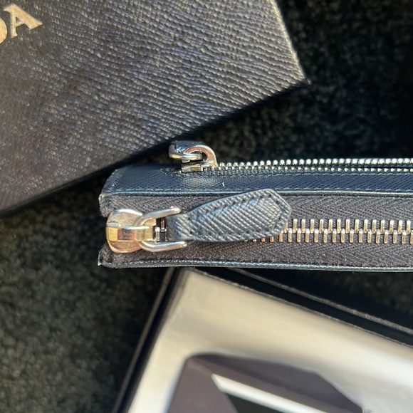 Prada Navy Blue Saffiano Leather Zip Wallet - Picture 3 of 11